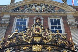 The exterior of Worcester Guildhall