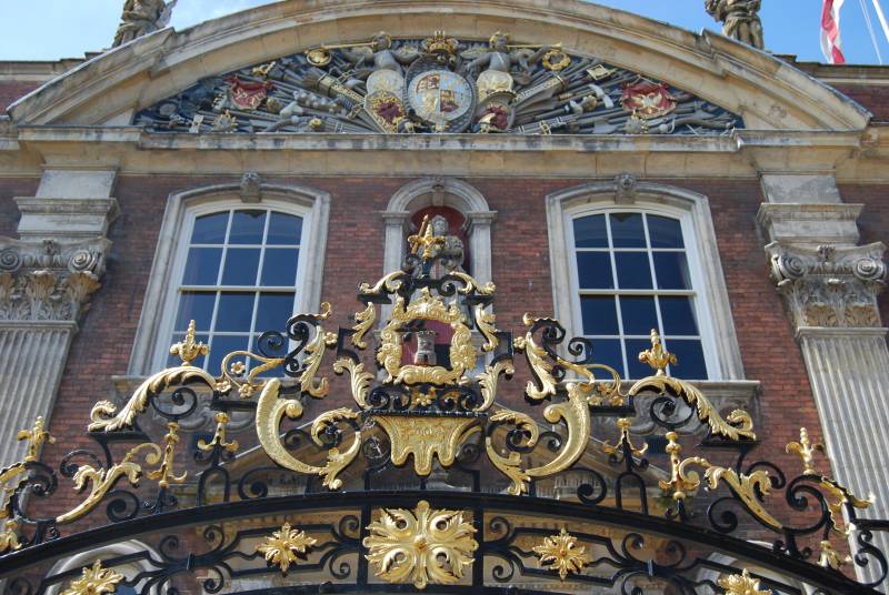 The exterior of Worcester Guildhall
