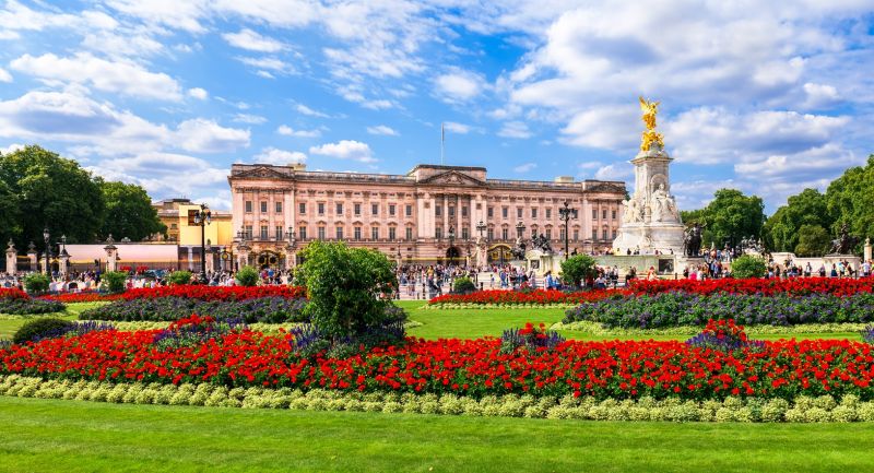 The exterior of Buckingham Palace